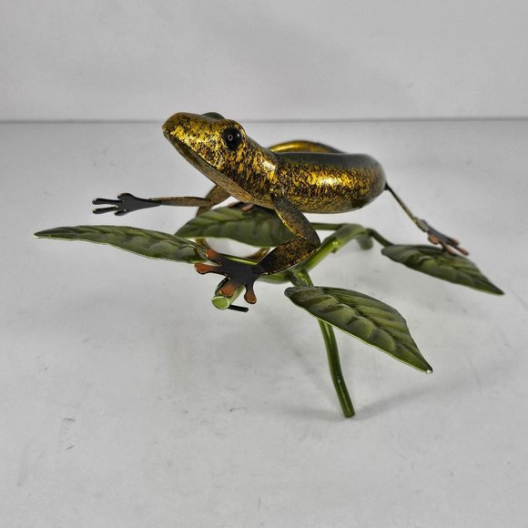 Metal Lizard Gecko Branch Leaf Sculpture Decorative - Picture 4 of 8